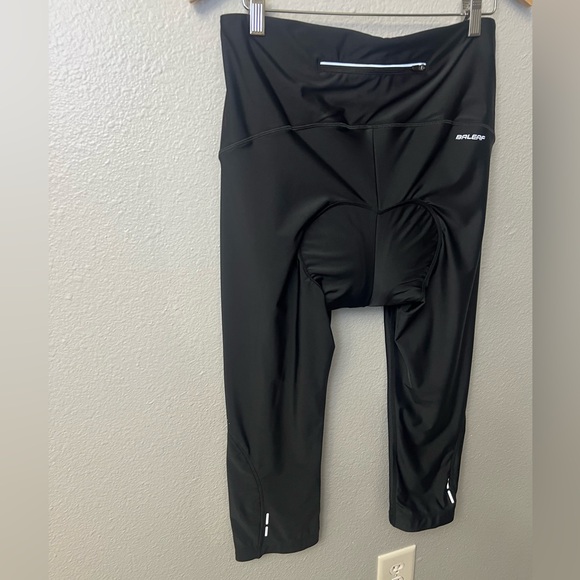 Baleaf Women’s Cycling Capri Pants | XL | Padded | UPF 50+ | NEW With Tags - Picture 5 of 9